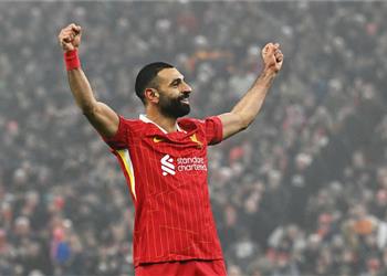 تقارير سعودية توضح عرض الهلال الخرافي لضم محمد صلاح