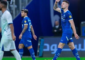 جوميز في ورطة الهلال يسحق الفتح بتسعة أهداف في الدوري السعودي