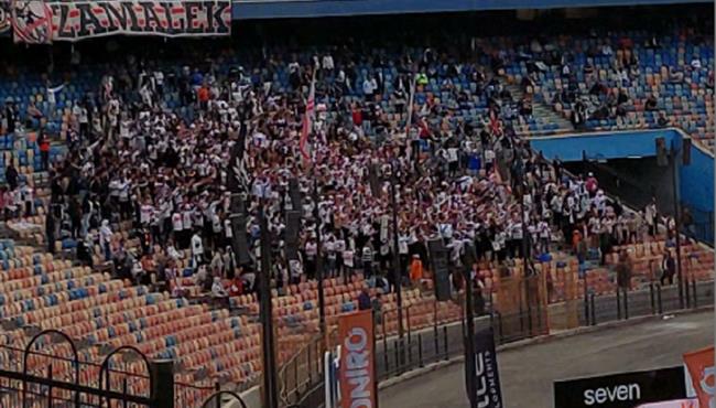 هجوم جماهير الزمالك على حكم المباراة بص في أيدك هتلاقي صفارة أحكم بضمير ألبس نضارة