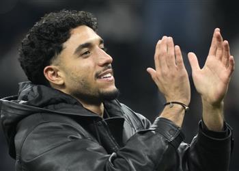 من 4 كلمات مرموش يوجه رسالة لـ فرانكفورت بعد اقتراب رحيله إلى مانشستر سيتي