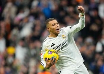فيديو بأقدام مبابي ريال مدريد يعود لصدارة الدوري الإسباني برباعية أمام لاس بالماس