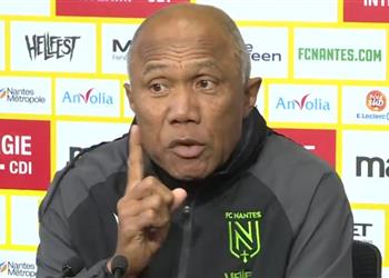 فيديو مدرب نانت ينفجر في وجه الصحافة الفرنسية انتظرت اعتذار ا منكم ولن أبقى وسطكم