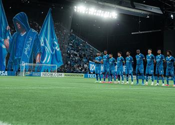 الهلال يتلقى موافقة سيزار للتعاقد معه وتعليق القرار بسبب نجم من الدوري الإنجليزي