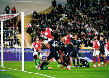 فيديو موناكو يهزم أستون فيلا وأتالانتا يكتسح ستورم جراتس بخماسية في دوري أبطال أوروبا