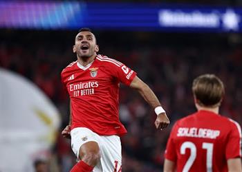 فيديو ورطة تشيزني وهاتريك بافليديس يسجل هدفين لـ بنفيكا أمام برشلونة