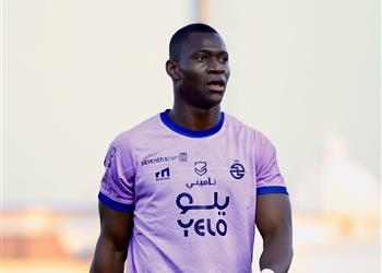 فيديو آليو ديانج ي سجل هدف فوز الخلود أمام الرائد في الدوري السعودي