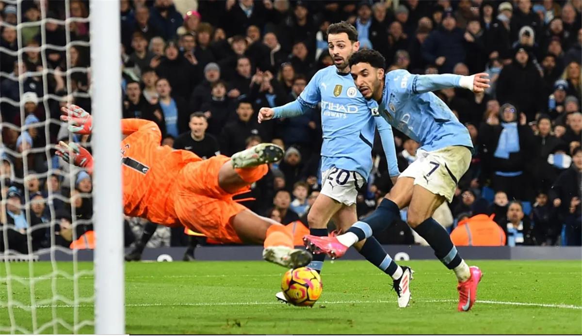 فيديو | ماذا قدم عمر مرموش في مباراة مانشستر سيتي وتشيلسي بـ الدوري الإنجليزي؟