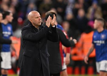 سلوت سعيد بعدم الحديث عن تجديد عقد محمد صلاح والبعض يقلل من شأن لاعب ليفربول