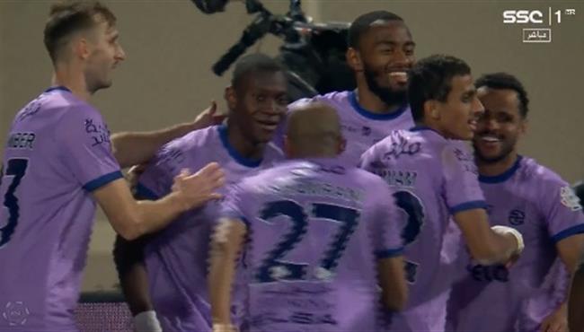 هدف اليو ديانج الرائع في مرمي الرائد بالدوري السعودي