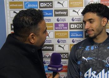 مرموش يكشف كيف استقبله لاعبو مانشستر سيتي وحديثه مع جوارديولا قبل مباراة تشيلسي