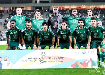 موعد والقناة الناقلة لمباراة الأهلي والرياض اليوم في الدوري السعودي والمعلقين