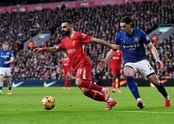 مدافع إيبسويتش تاون خطتنا أمام ليفربول كانت للحد من خطورة محمد صلاح