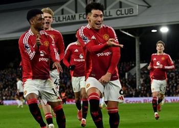 فيديو ليساندرو مارتينيز ينقذ مانشستر يونايتد ويقوده لفوز صعب على فولهام في الدوري الإنجليزي