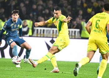 ناد فرنسي يسعى لإنقاذ مصطفى محمد من جحيم نانت