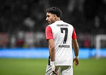 فرانكفورت يوضح لـ بطولات هل تلقى عمر مرموش عروض ا للرحيل في يناير
