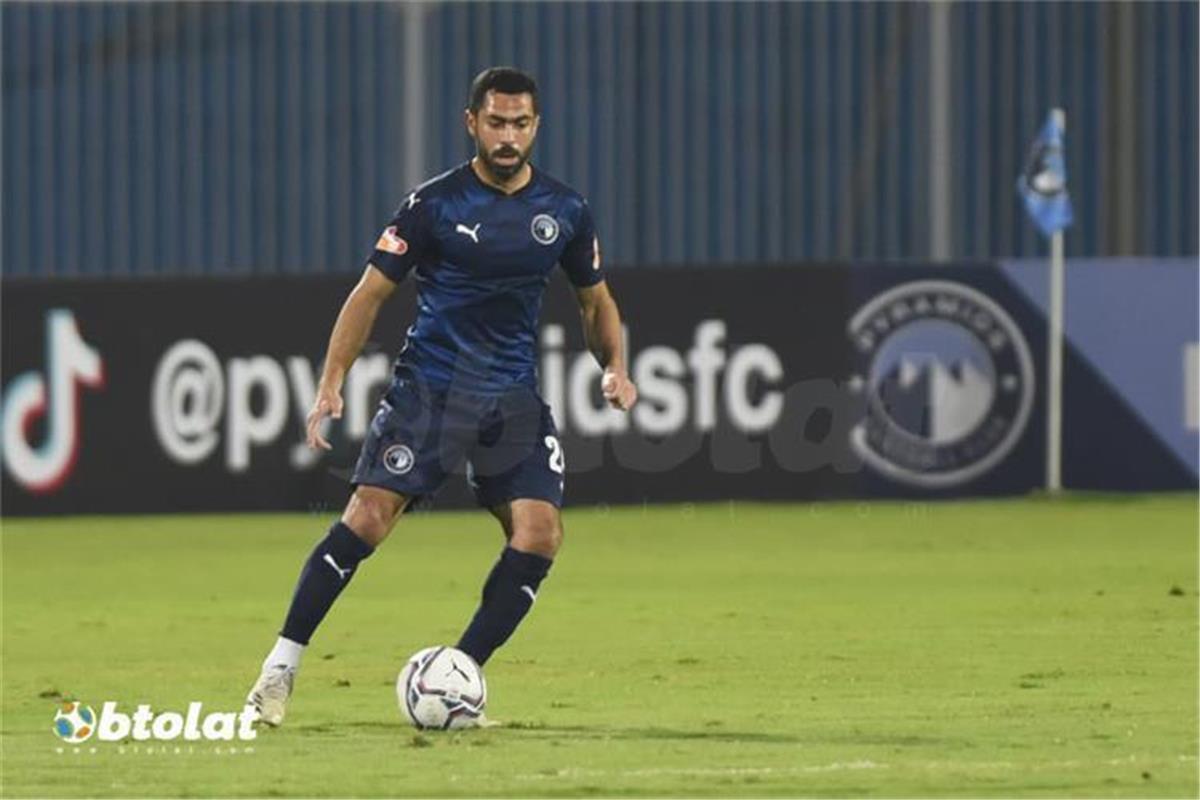 أحمد فتحي لاعب بيراميدز والأهلي الأسبق