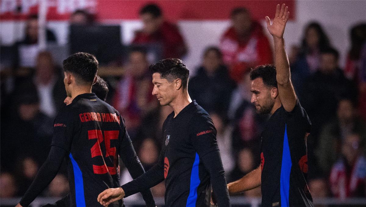 فيديو | ليفاندوفسكي يسجل هدف برشلونة الثاني أمام بارباسترو