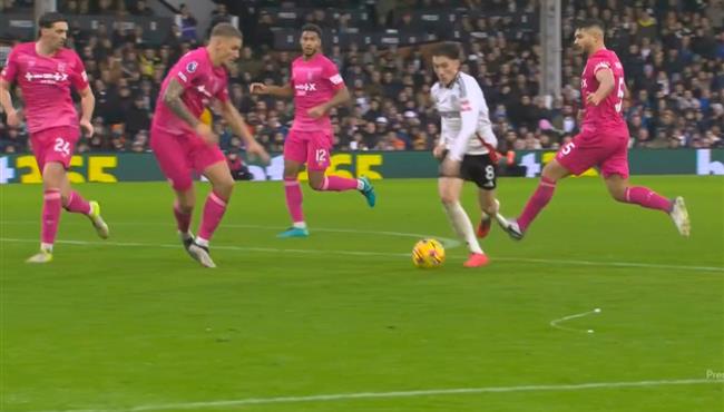 سام مرسي يتسبب في ركلة جزاء علي ابسويتش تاون امام فولهام