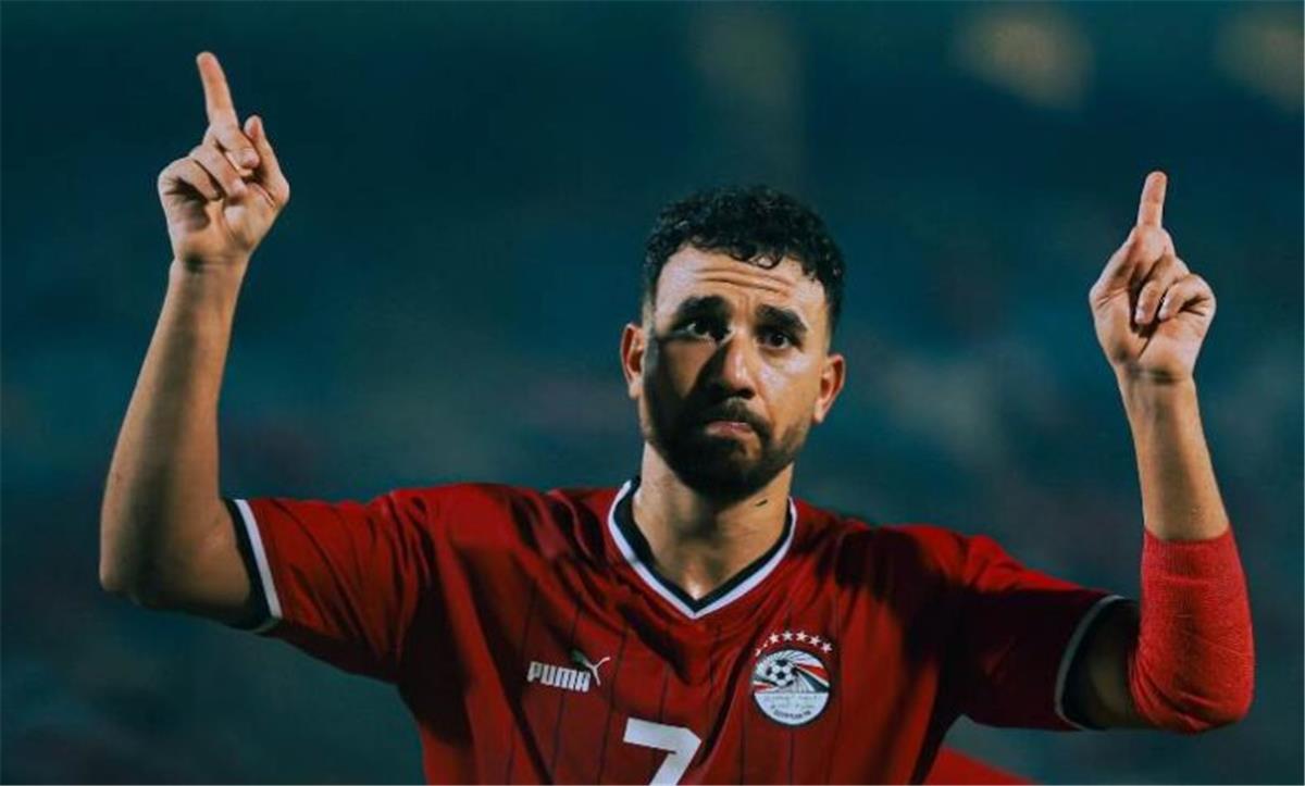 وفاة والدة محمود حسن تريزيجيه - بطولات