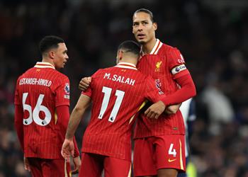 على درب محمد صلاح فان دايك يعلق على تطورات مستقبله مع ليفربول