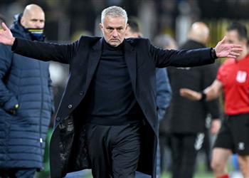 مورينيو يواصل تصريحاته الهجومية نعيش أجواء سامة في الدوري التركي