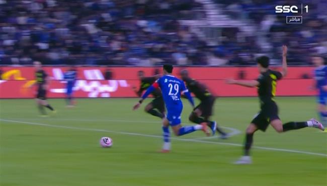 هدف سالم الدوسري في مرمي الاتحاد بكأس خادم الحرمين