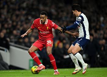 فيديو بمشاركة محمد صلاح توتنهام يحقق فوز ا مثير ا على ليفربول في ذهاب نصف نهائي كأس كاراباو