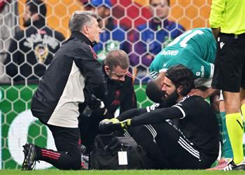 سكاي توضح مدة غياب أليسون عن مباريات ليفربول