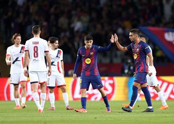 فيديو فيران توريس يسجل هدف برشلونة الأول أمام باريس سان جيرمان