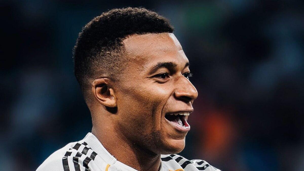 الولاء الإخباري : مبابي: اتركوا لاعب برشلونة وشأنه.. وعلاقتي مع فينيسيوس جونيور تحسنت