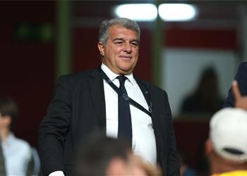 يلعب بجوار محترف مصري برشلونة يراقب صفقة جديدة لتعزيز صفوفه