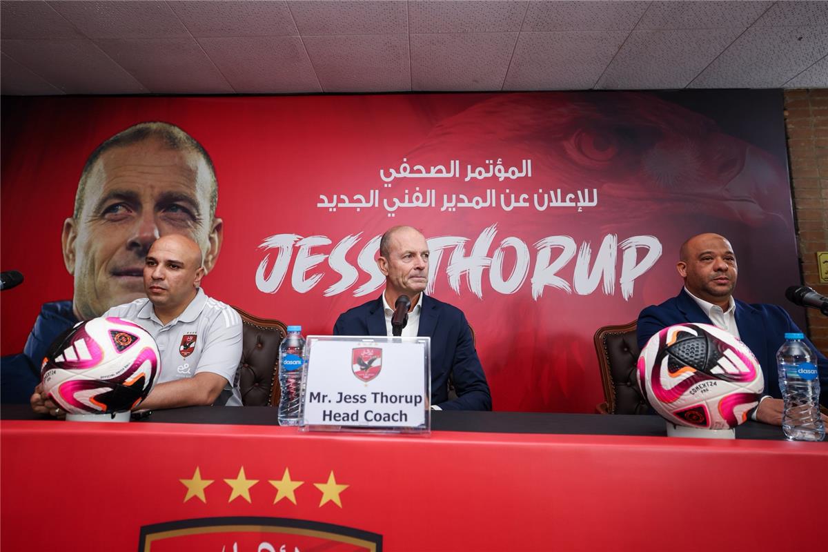 هدى نيوز : وليد صلاح الدين يوضح معايير اختيار ياس سوروب لتدريب الأهلي
