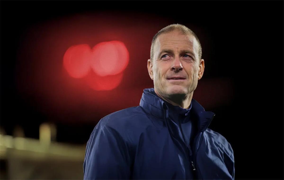 TBGA NEWS : سوروب يوجه رسالة خاصة إلى جماهير الأهلي