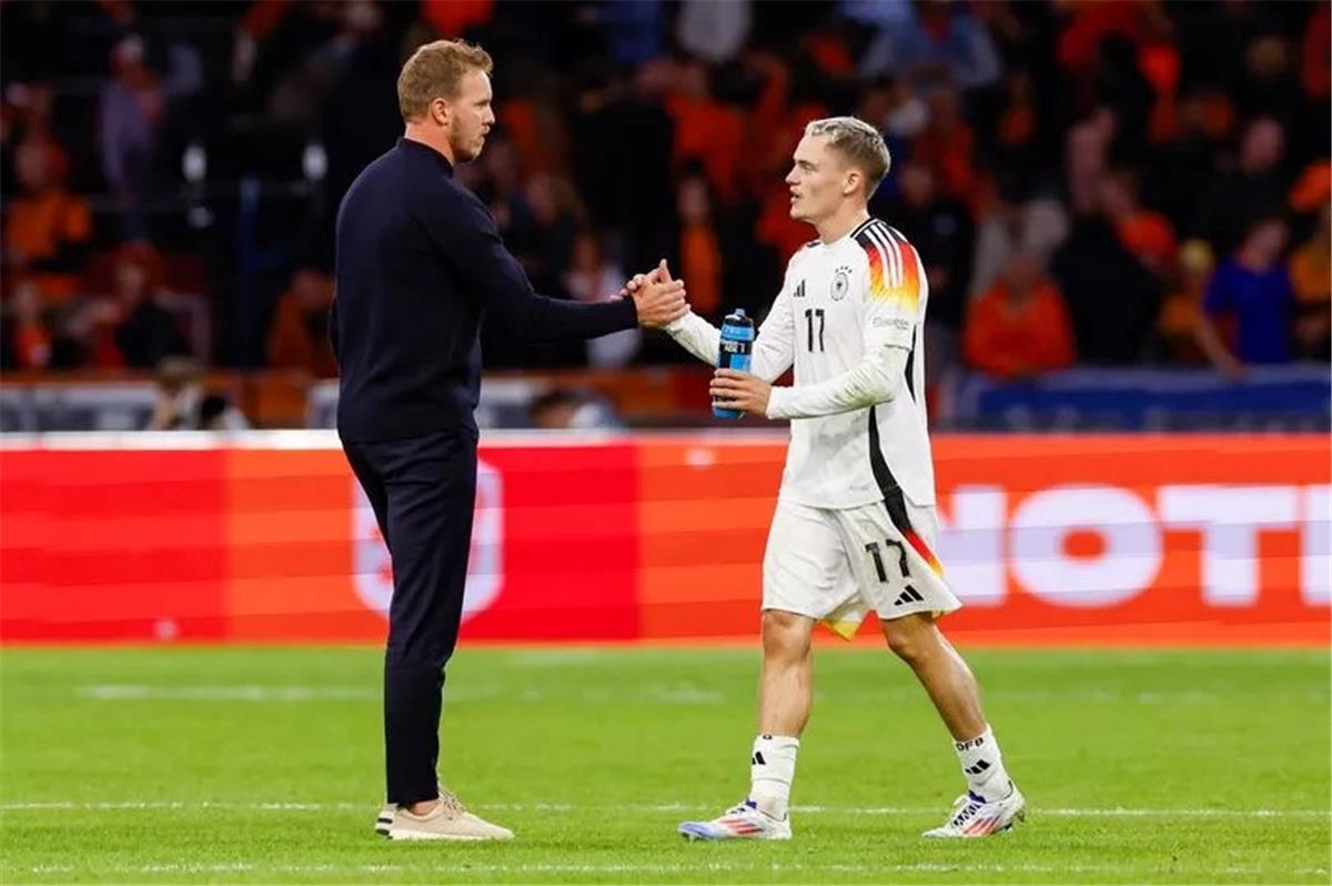 جوليان ناجلسمان وفلوريان فيرتز