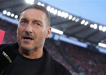 توتي مشيد ا بموهبة ريال مدريد الأكثر تميز ا في إيطاليا