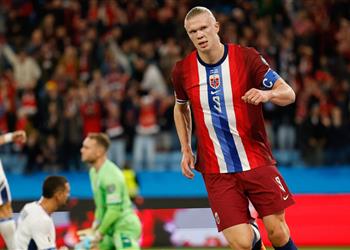 هالاند يتفوق على ميسي ورونالدو ومبابي بعد هاتريك النرويج في تصفيات كأس العالم