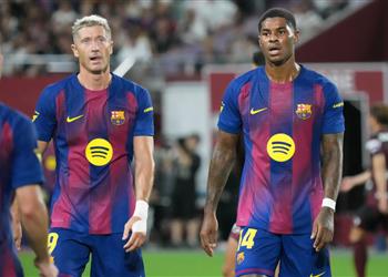 بسبب ليفاندوفسكي برشلونة يحسم قراره بشأن ضم راشفورد نهائي ا