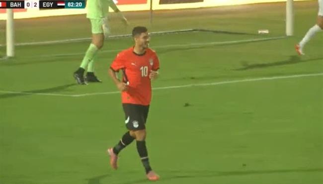 هدف محمد شريف في مرمي البحرين