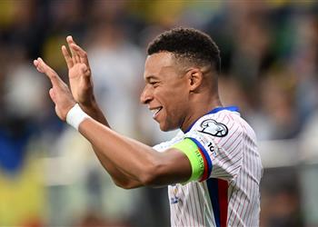 مبابي يوضح الفارق بين أنشيلوتي وألونسو ويؤكد علاقتي تحسنت مع فينيسيوس