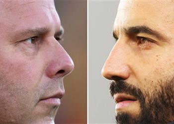 فأل سيء لـ سلوت حكم مباراة ليفربول ومانشستر يونايتد في الدوري الإنجليزي