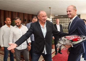 المدير الرياضي السابق لـ أوجسبورج يوضح مميزات ييس توروب مدرب الأهلي الجديد