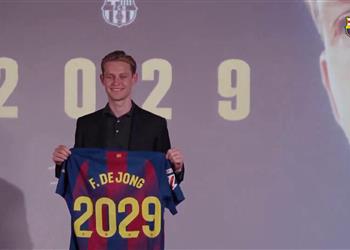 دي يونج بعد تجديد عقده مع برشلونة كنت محظوظ ا باللعب مع هذا اللاعب وأشعر بالحماس