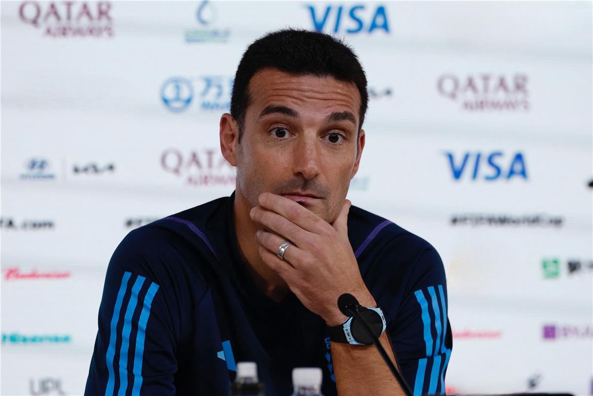 سكالوني: لاعب ريال مدريد ليس له مكان أساسي في تشكيل الأرجنتين