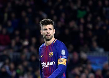 بيكيه يفتح النار على حكام الدوري الإسباني جميعهم من مشجعي ريال مدريد