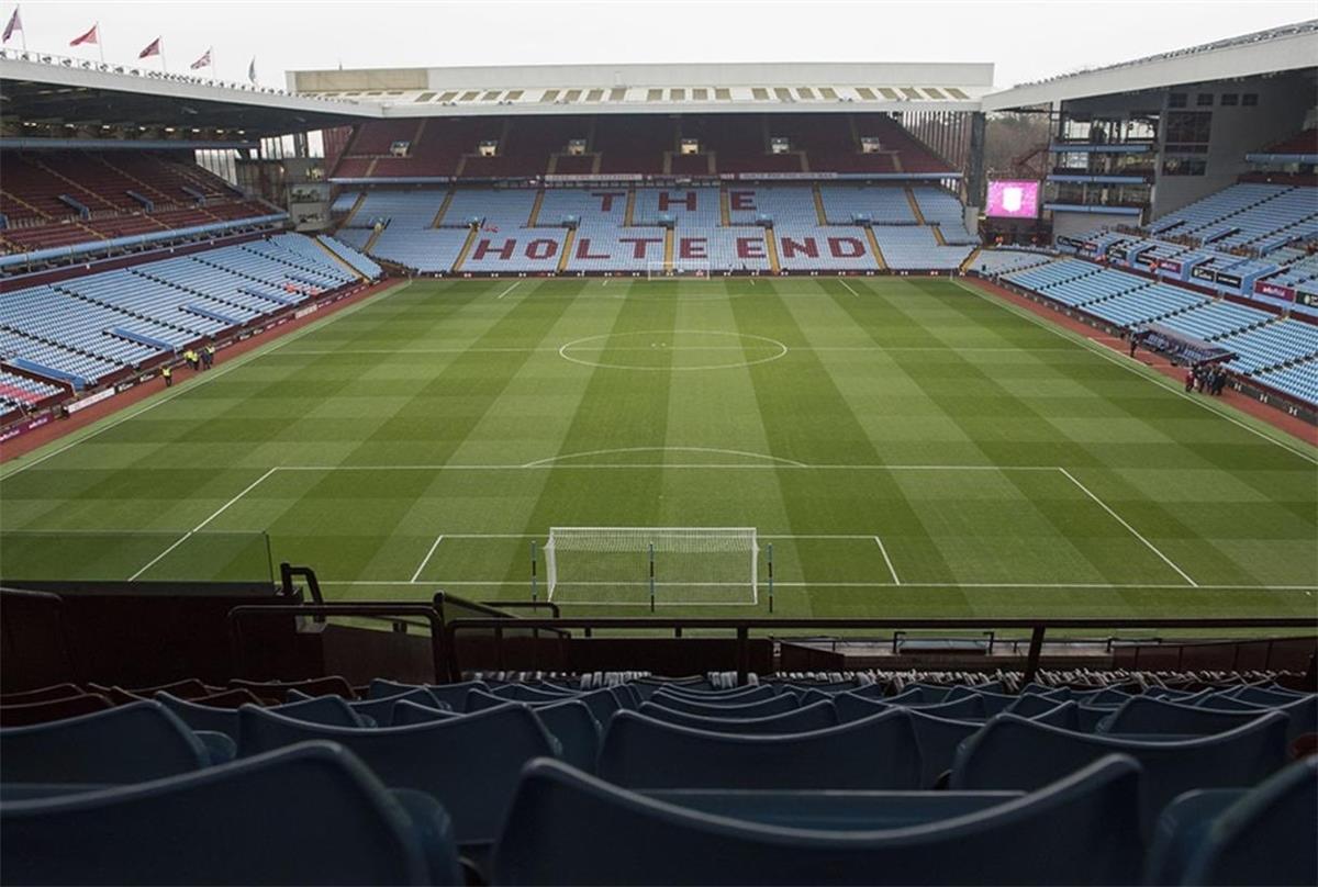 ملعب فيلا بارك