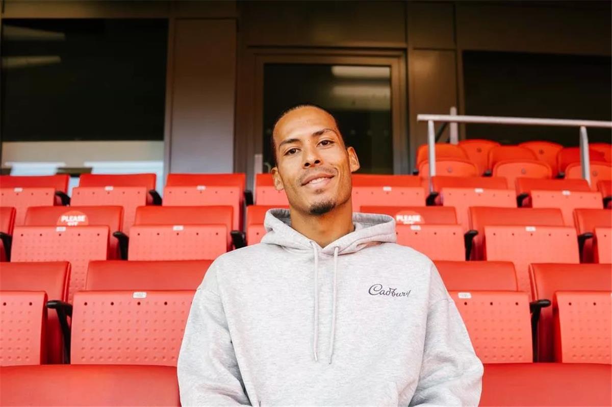 فان دايك عن سوق انتقالات ليفربول الأخيرة: خسرنا لاعبين من أصحاب الجودة العالية