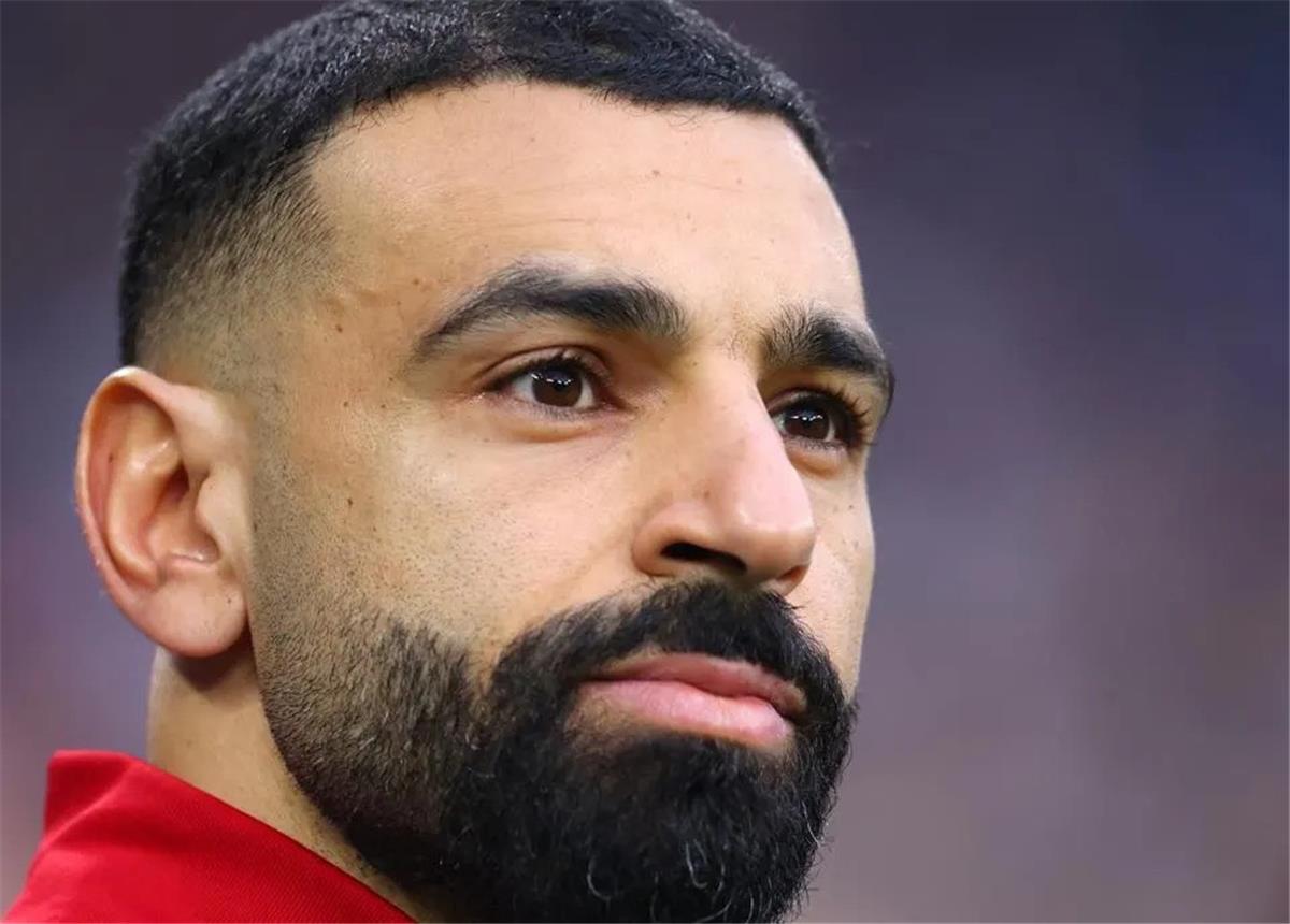 ترتيب محمد صلاح بقائمة أعلى اللاعبين أجراً في العالم 2025