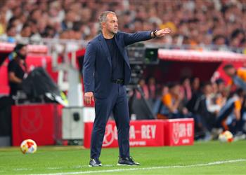 لاعب برشلونة يزيد جراح فريقه قبل مواجهة جيرونا في الدوري الاسباني