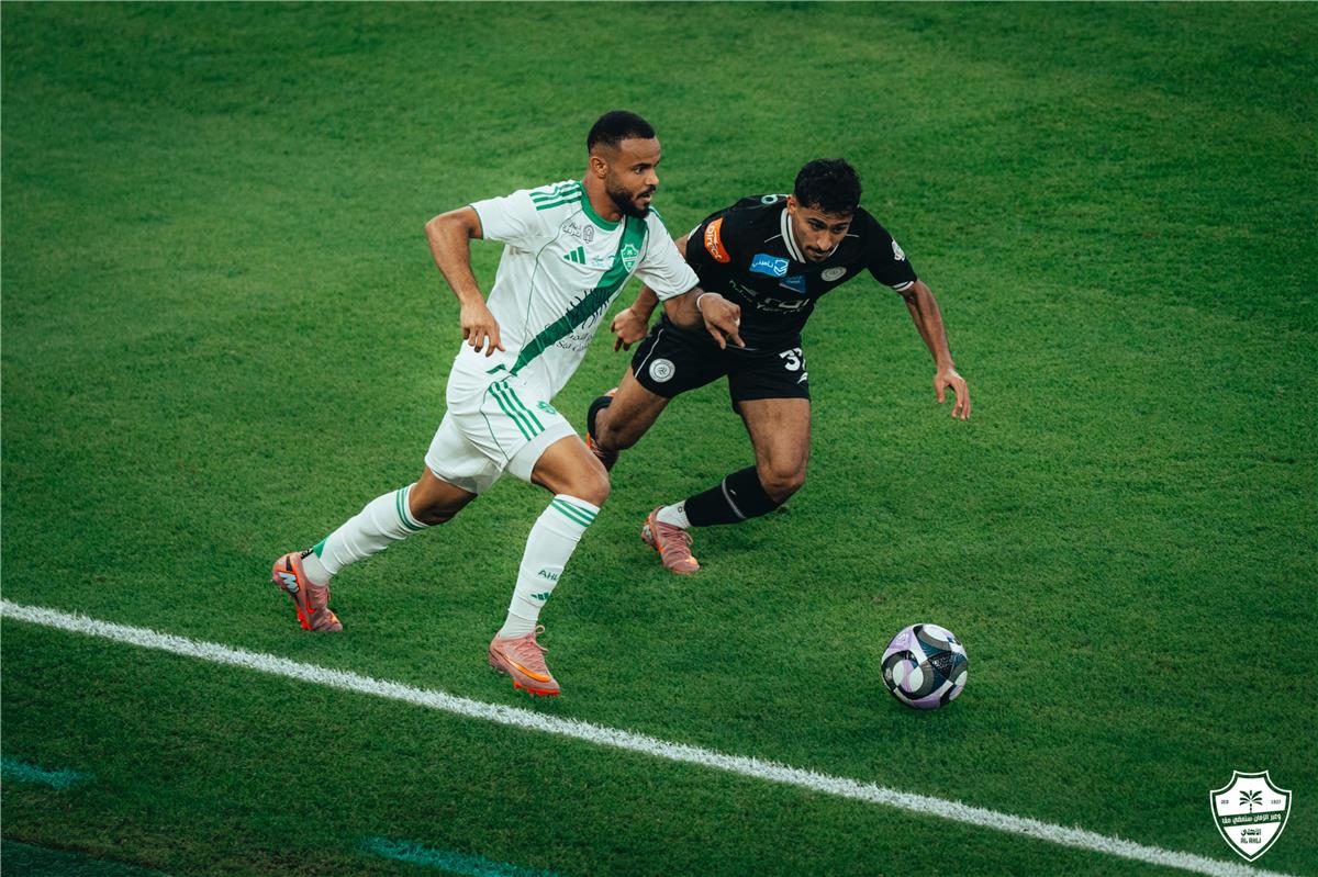 الأهلي والشباب