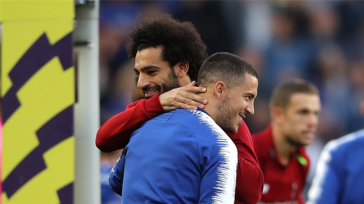 فيديو | هازارد يختار لاعب تشيلسي كـ مراوغ أفضل من محمد صلاح